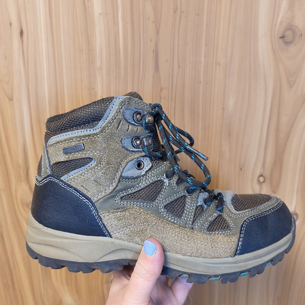 Denali Women's Brown and Black Hiking Boots, Size 7